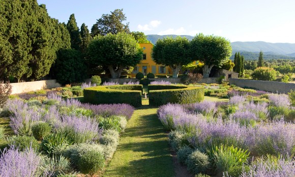 The Pampered Traveler: Le Pavillon de Galon in Cucuron – Provence